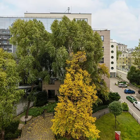 Bright Srodmiescie By Renters *