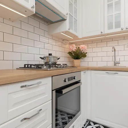 Bright Srodmiescie By Renters Apartment Warschau
