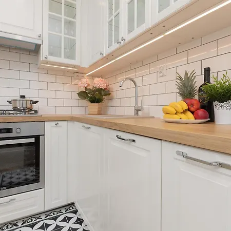 Bright Srodmiescie By Renters Apartment Warschau