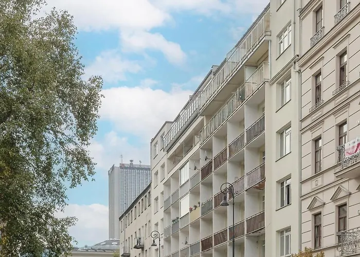 Bright Srodmiescie By Renters