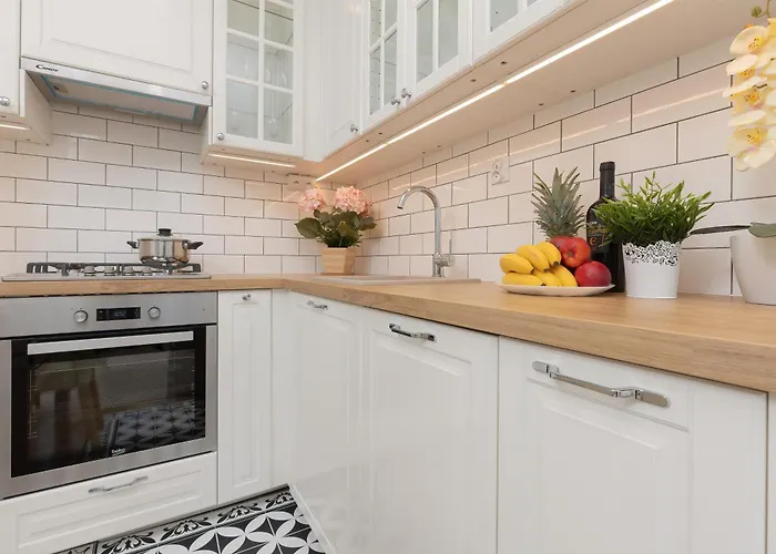 Bright Srodmiescie By Renters Apartman Varsó